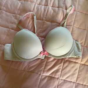 Body by Victoria bra
